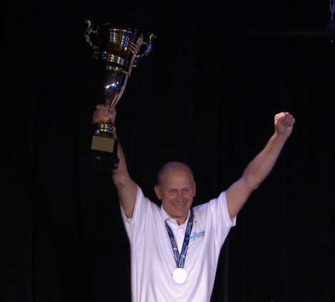 Steve Hemingray with his silver medal and trophy
